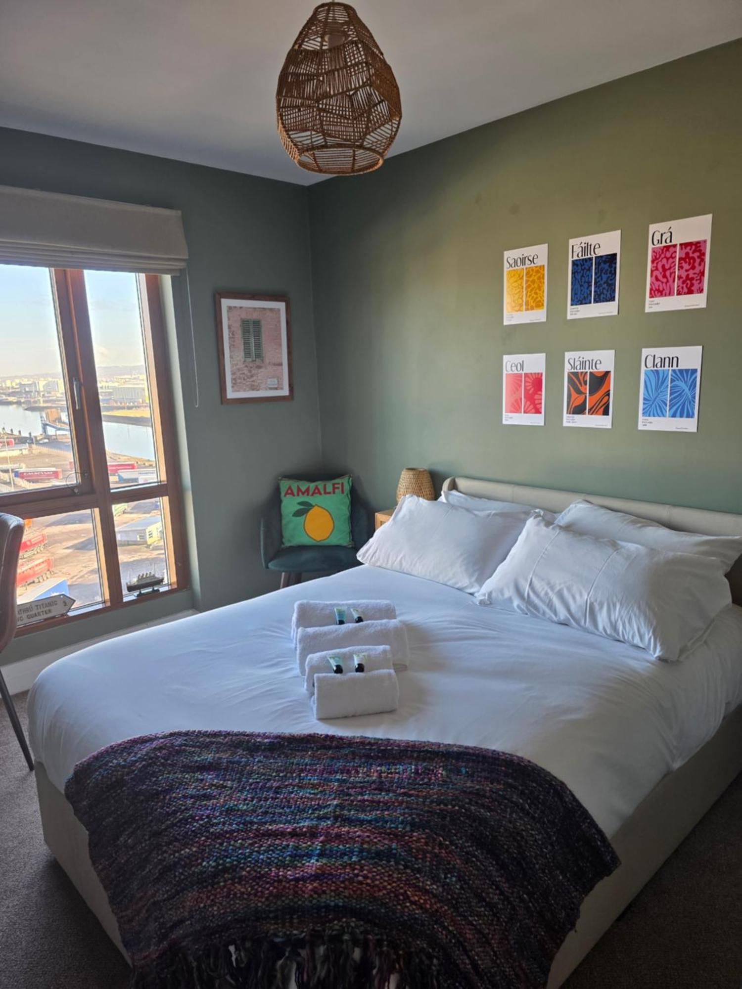 Sailortown Stays - 4 Star Luxury Apartment Белфаст Экстерьер фото