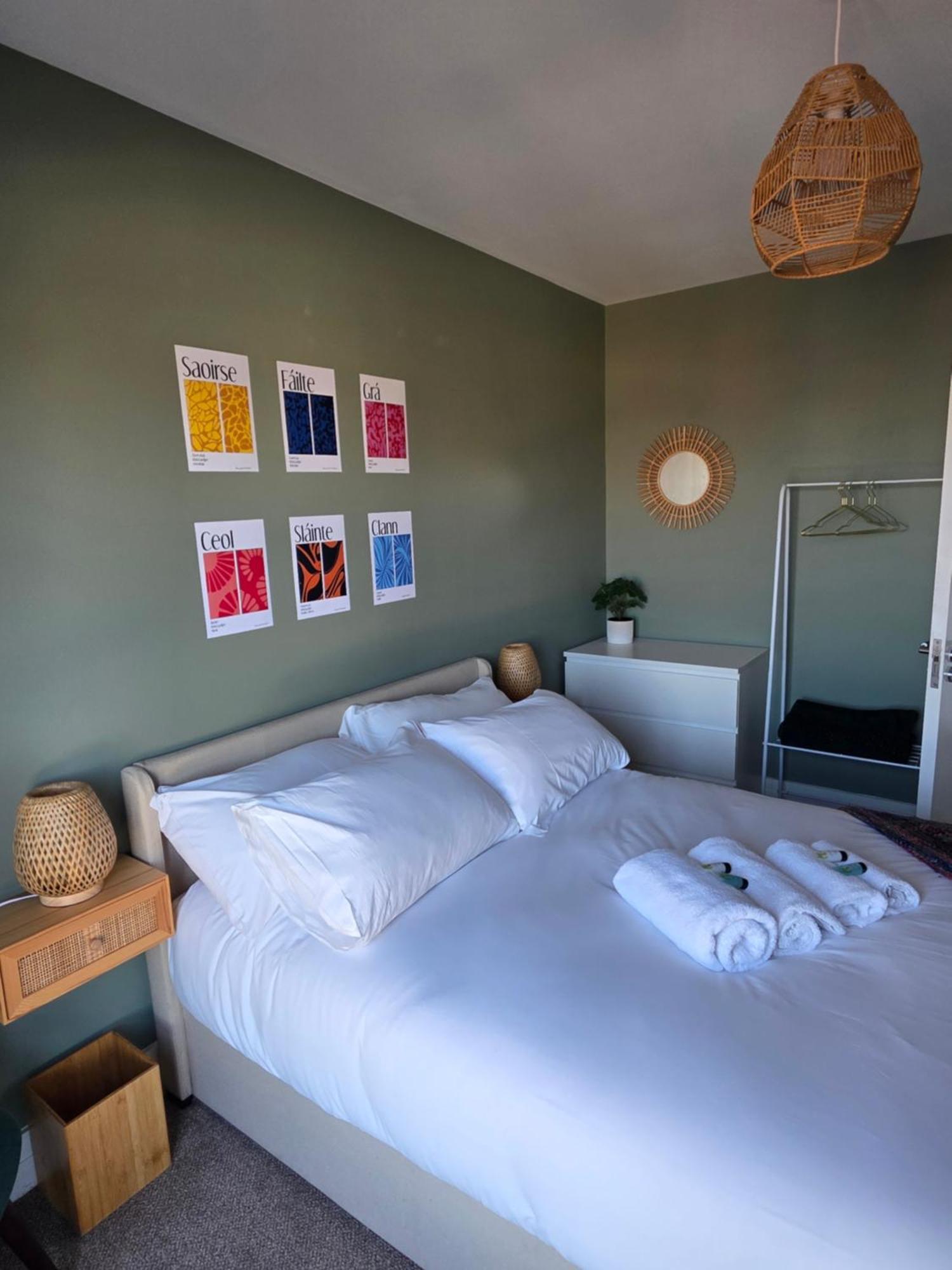 Sailortown Stays - 4 Star Luxury Apartment Белфаст Экстерьер фото